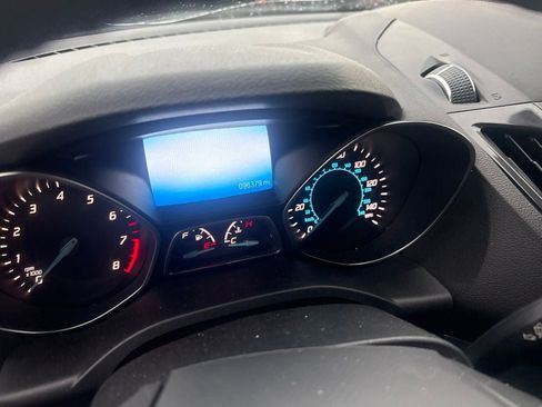 Used 2016 Ford Escape Titanium w/ Equipment Group 301A AWD/4WD image 11