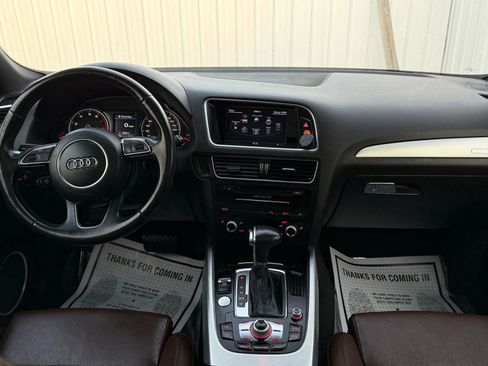 Used 2017 Audi Q5 2.0T Premium Plus w/ Technology Package image 21