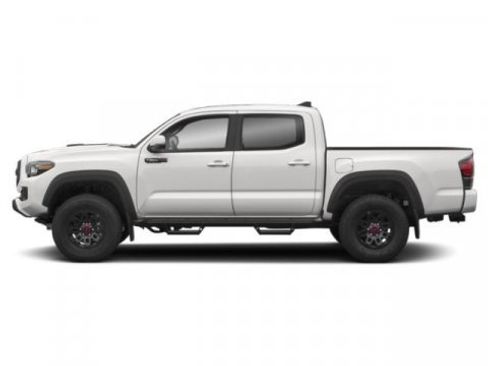 Used 2018 Toyota Tacoma TRD Sport w/ Technology Package image 3