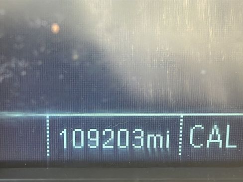 Used 2018 Chevrolet Silverado 1500 Custom w/ Custom Value Package image 10