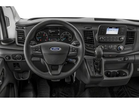 Used 2023 Ford Transit 350 XLT RWD image 4