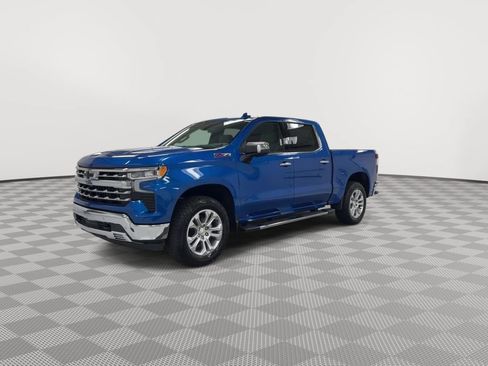 Used 2024 Chevrolet Silverado 1500 LTZ AWD/4WD image 4