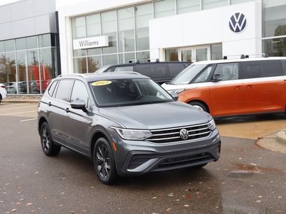 Used 2023 Volkswagen Tiguan SE