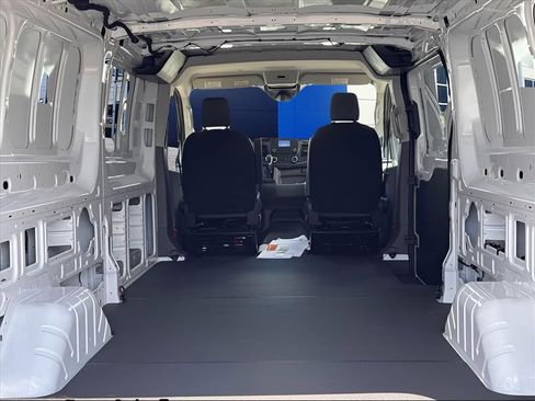 Used 2024 Ford Transit 150 Low Roof RWD image 27
