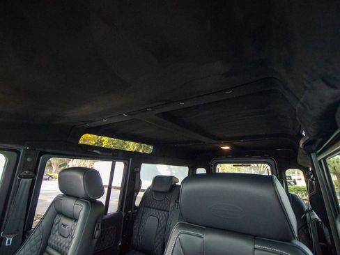 Used 1992 Land Rover Defender 110 image 57