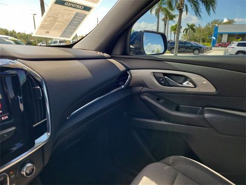 Certified 2023 Chevrolet Traverse LT image 29