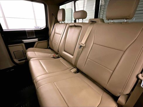 Used 2019 Ford F250 Lariat w/ Lariat Ultimate Package image 25