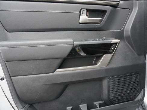 New 2025 Toyota Tundra Limited image 22