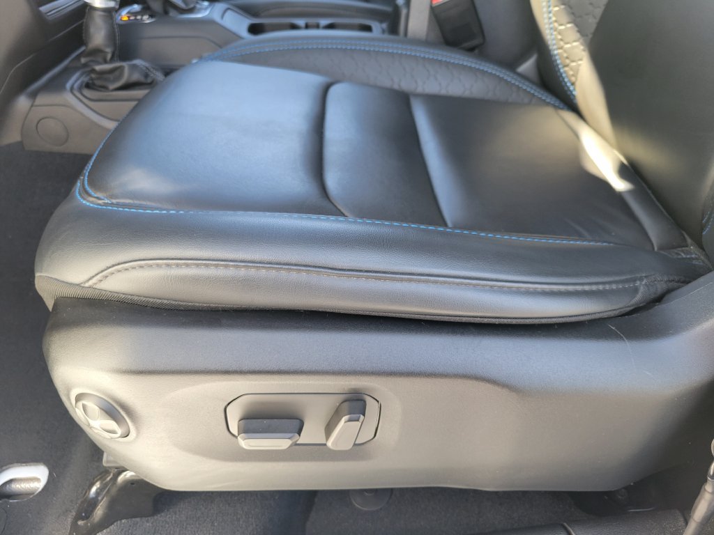 Used 2024 Jeep Wrangler High Altitude AWD/4WD image 16
