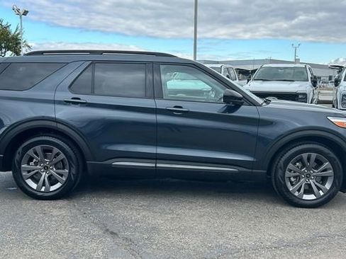 Certified 2022 Ford Explorer XLT w/ Equipment Group 202A image 2