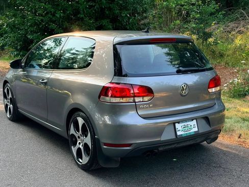 Used 2011 Volkswagen Golf TDI w/ Cold Weather Pkg FWD image 3