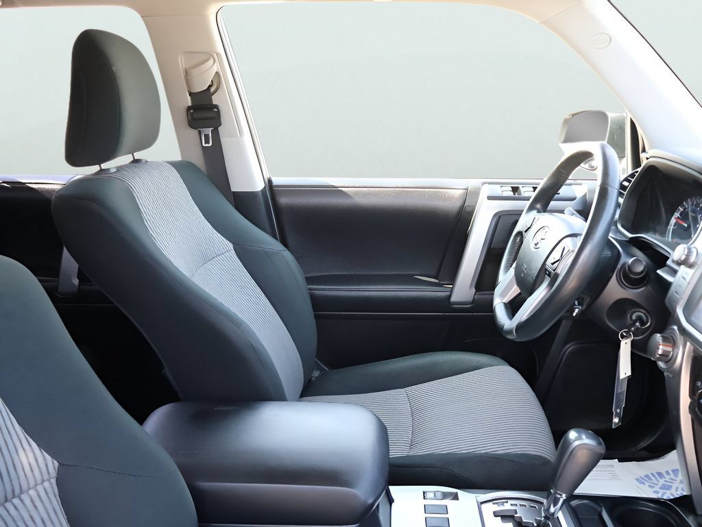 Used 2019 Toyota 4Runner SR5 AWD/4WD image 13