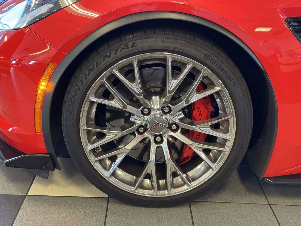 Used 2016 Chevrolet Corvette Z06 w/ 3LZ Preferred Equipment Group RWD image 25