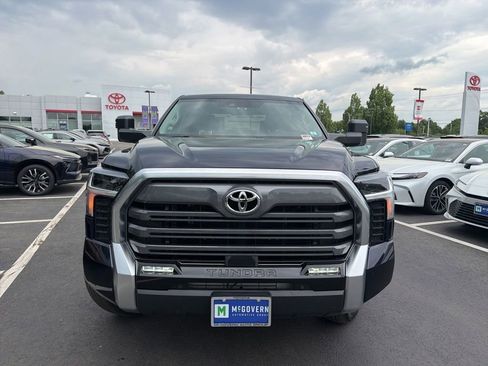 Used 2024 Toyota Tundra Limited AWD/4WD image 2