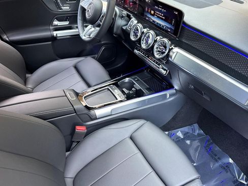 New 2025 Mercedes-Benz GLB 250 image 26