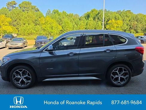 Used 2018 BMW X1 xDrive28i AWD/4WD image 2
