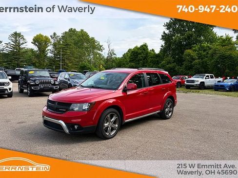 Used 2017 Dodge Journey Crossroad AWD/4WD image 3