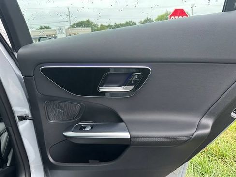 Used 2026 Mercedes-Benz C 300 4MATIC Sedan image 18