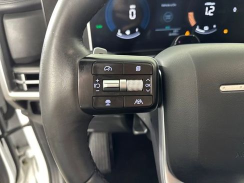 Used 2025 Hyundai Santa Fe SEL FWD image 15