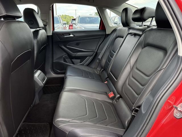 Used 2022 Volkswagen Jetta SEL FWD image 16