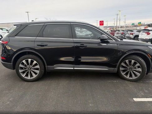 Used 2020 Lincoln Corsair Reserve w/ Equipment Group 201A image 6