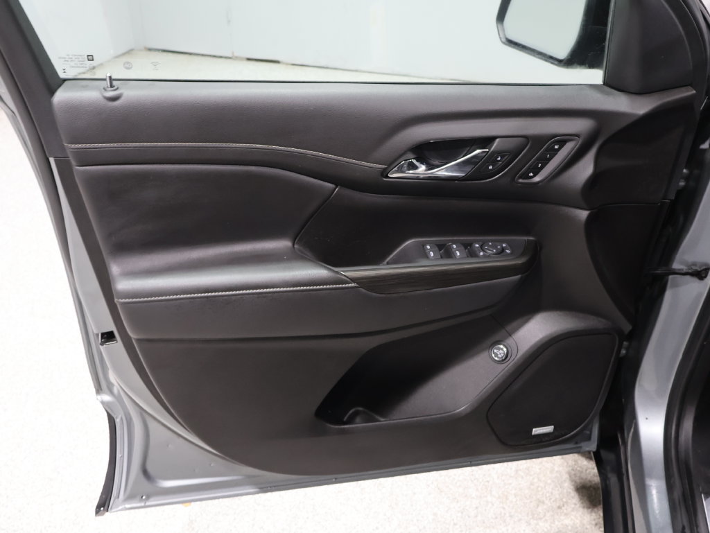 Used 2023 GMC Acadia SLT w/ Elevation Edition AWD/4WD image 14