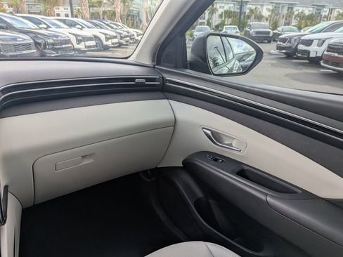 Used 2023 Hyundai Tucson SEL w/ Convenience Package AWD/4WD image 17