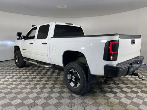 Used 2007 GMC Sierra 2500 SLE w/ Convenience Package AWD/4WD image 14