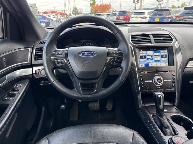 Used 2018 Ford Explorer Sport AWD/4WD image 18