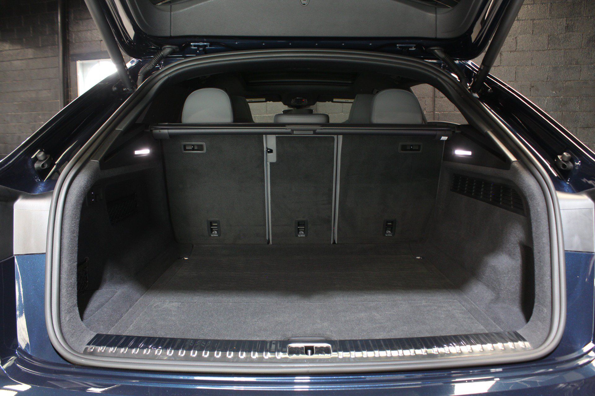Used 2023 Audi SQ8 Premium Plus AWD/4WD image 78