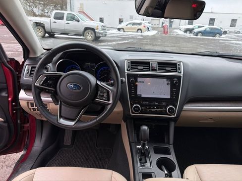 Used 2018 Subaru Outback 3.6R Limited image 15