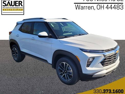 New 2026 Chevrolet TrailBlazer LT FWD image 1
