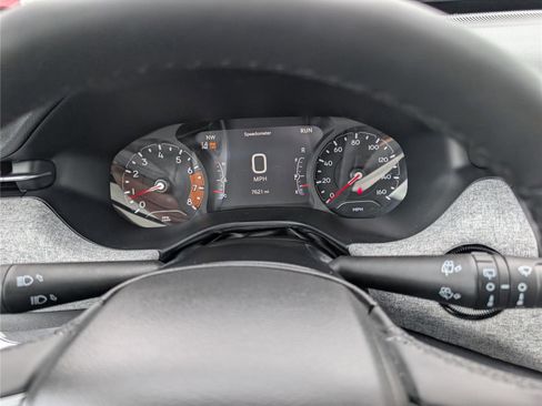 Used 2024 Jeep Compass Latitude w/ Sun and Sound Group AWD/4WD image 31
