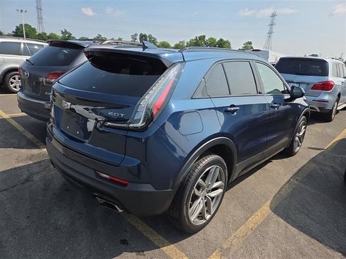 Used 2019 Cadillac XT4 Sport w/ Cold Weather Package AWD/4WD image 8