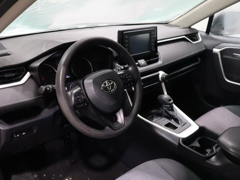 Used 2019 Toyota RAV4 XLE image 16
