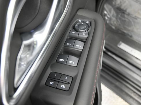 Used 2024 Chevrolet Tahoe RST w/ Luxury Package AWD/4WD image 21