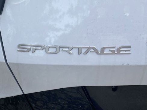 New 2026 Kia Sportage SX image 36