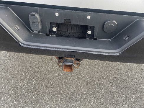 Used 2020 Chevrolet Silverado 1500 Custom Trail Boss w/ Custom Convenience Package image 12