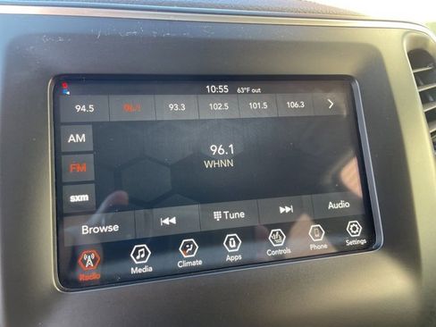 Certified 2020 Jeep Cherokee Latitude Lux w/ Quick Order Package 26H Lux image 24