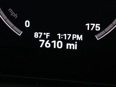 Used 2024 Porsche Cayenne image 56