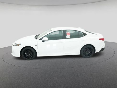 New 2026 Toyota Camry LE image 3