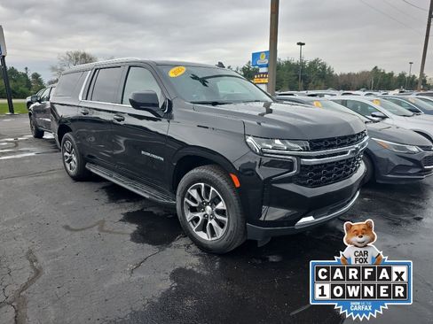 Used 2023 Chevrolet Suburban LS AWD/4WD image 2