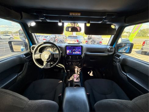 Used 2016 Jeep Wrangler Unlimited Sport w/ Quick Order Package 24S AWD/4WD image 30