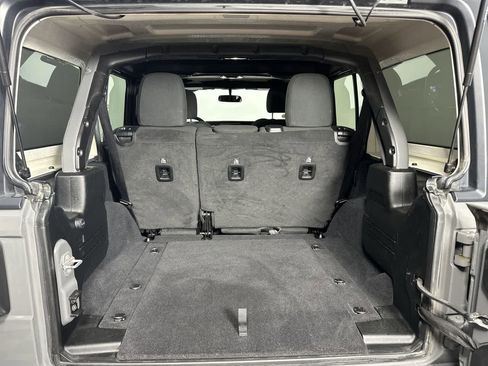 Used 2021 Jeep Wrangler Unlimited Sport image 21