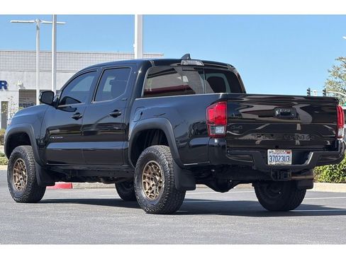 Used 2023 Toyota Tacoma 4x4 Double Cab w/ Trail Edition image 6