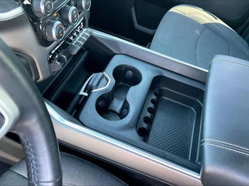 Used 2024 RAM 3500 Big Horn w/ Sport Appearance Package image 17