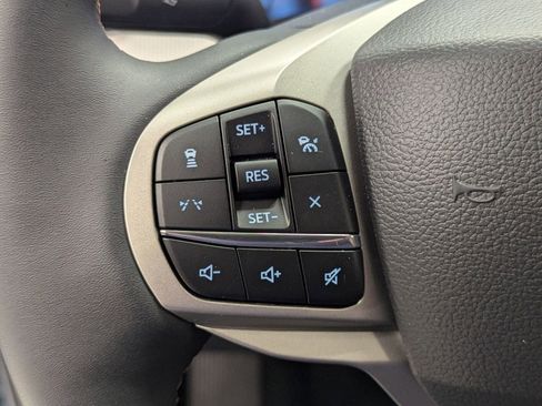 New 2026 Ford Explorer Active w/ Active Comfort Package image 13