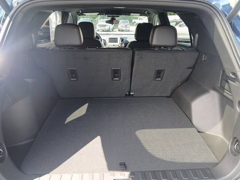 Used 2024 Chevrolet Equinox RS AWD/4WD image 11