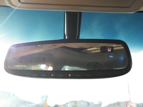 Used 2016 Toyota Avalon XLE Premium image 28