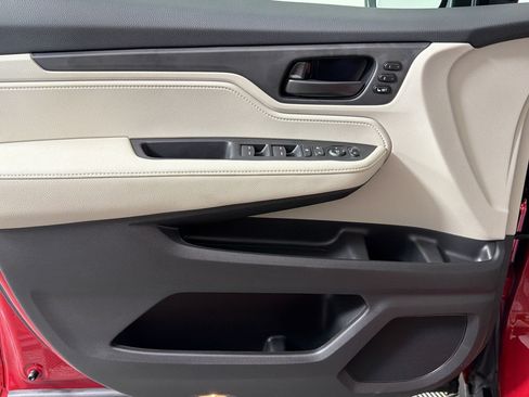 New 2026 Honda Odyssey EX-L image 11